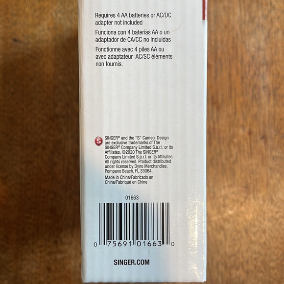 SINGER Handheld Stitch Sew Quick Machine, small NWT - Picture 2 of 5